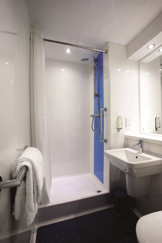 Travelodge Liverpool Docks Pokój zdjęcie